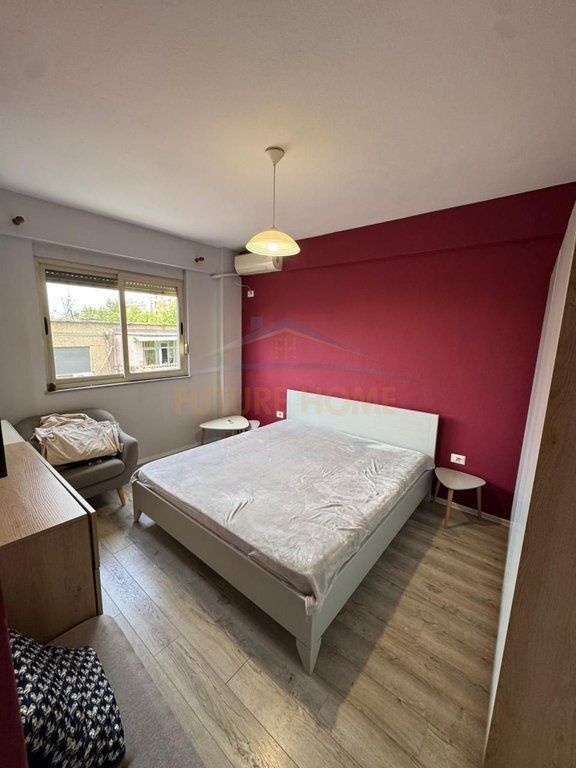 Qera, Apartament 3+1+2, Stacioni i Trenit