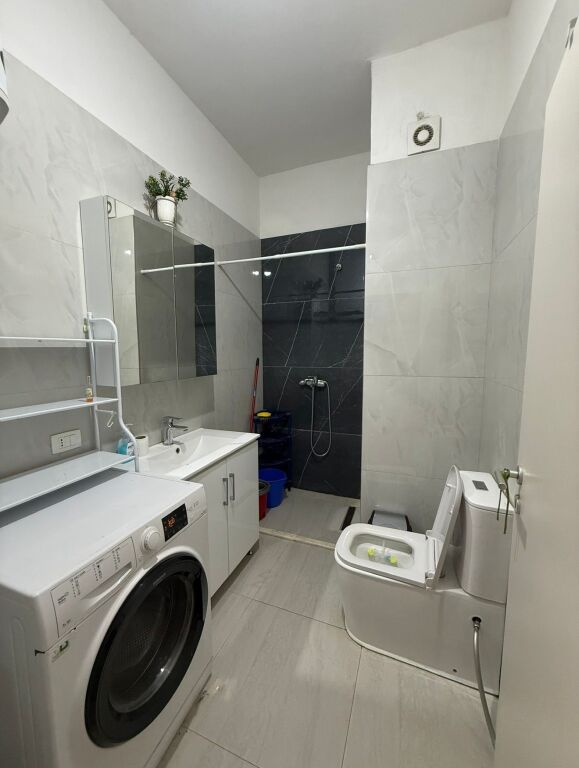 Appartamento 1+1 in affitto presso Residenca Mangalem 21, Ali Demi.