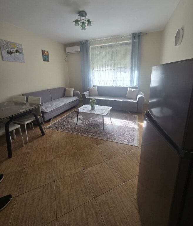 🏡 APARTAMENT 2+1 ME QIRA – Rruga e Kosovarëve