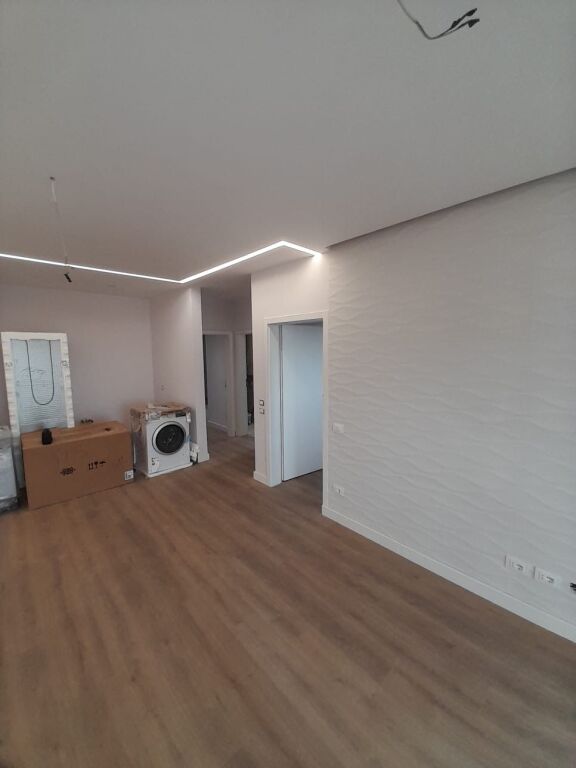 Apartment 2+1+ parking space for sale Red School !
