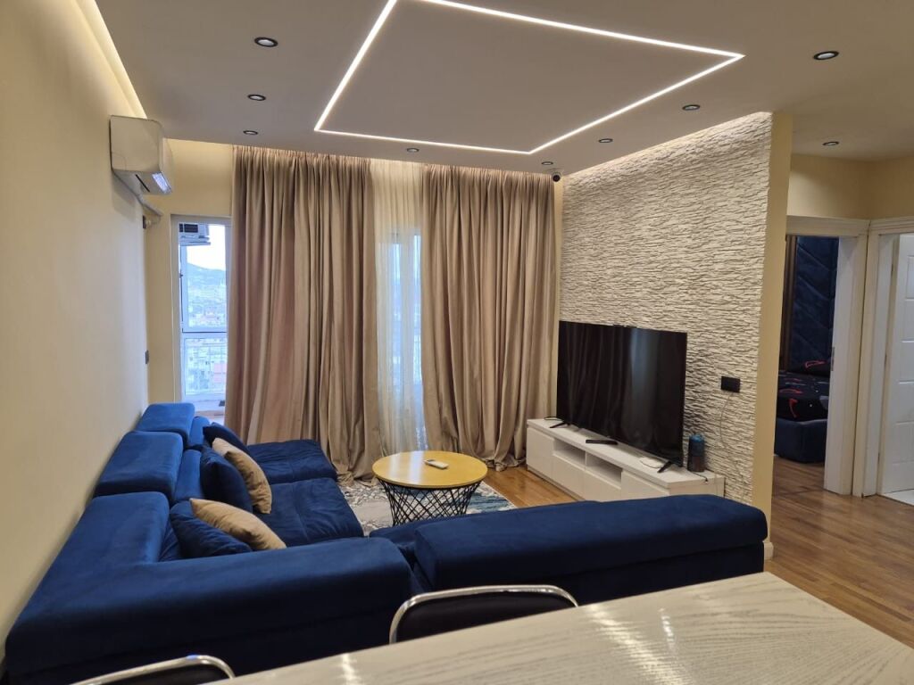 2+1 apartment for rent near Fusha e Aviacionit!