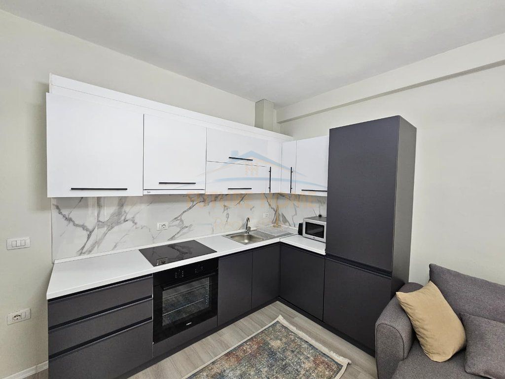 Qera, Apartament 2+1+2, Rruga e Durresit
