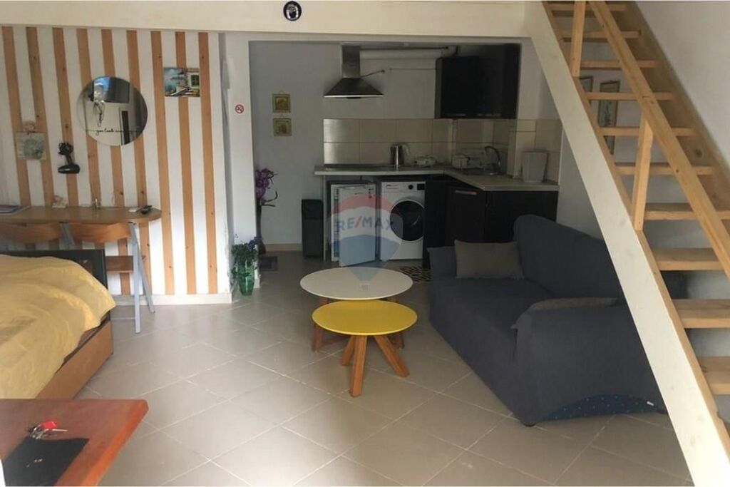DUPLEX FOR SALE – LUNGOMARE, VLORË 🏡✨