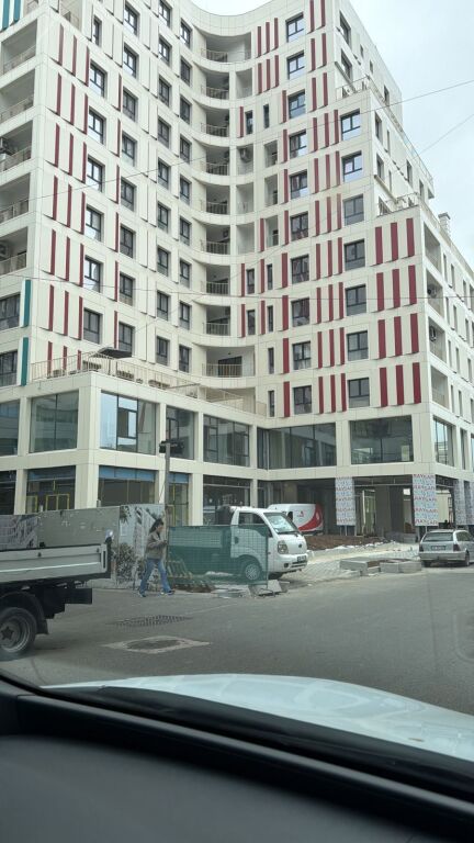 🏡 Jepet me qira apartament 1+1 tek Zogu i Zi.