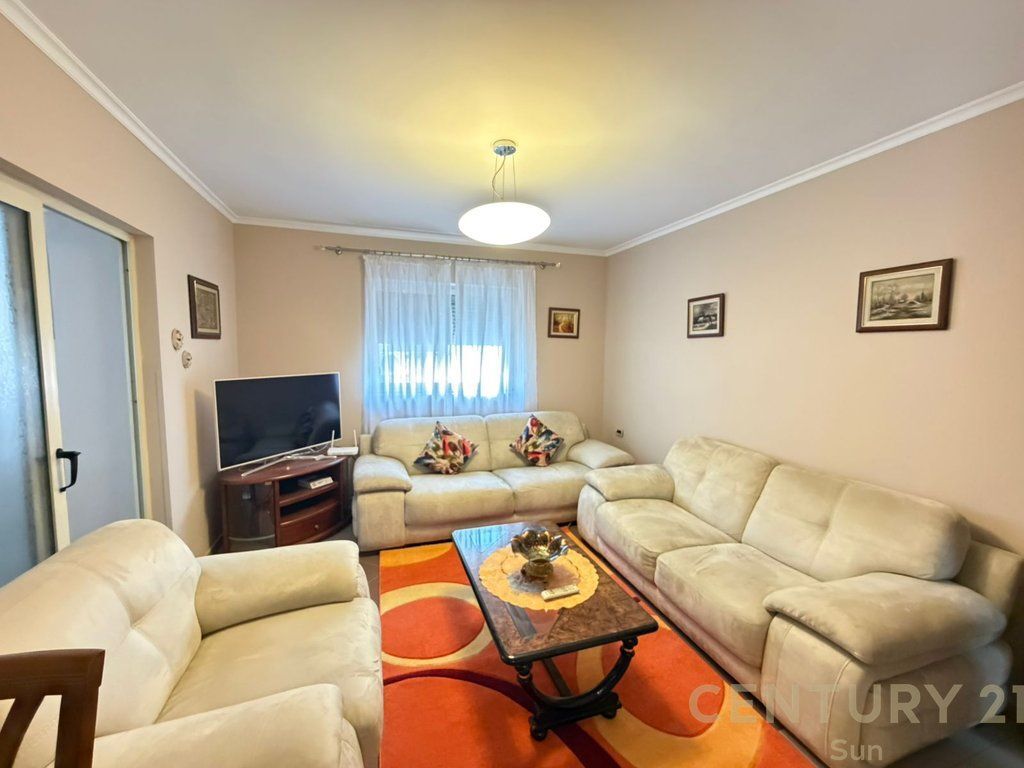 APARTMENT FOR RENT 2+1 OPPOSITE QEMAL STAFA SCHOOL