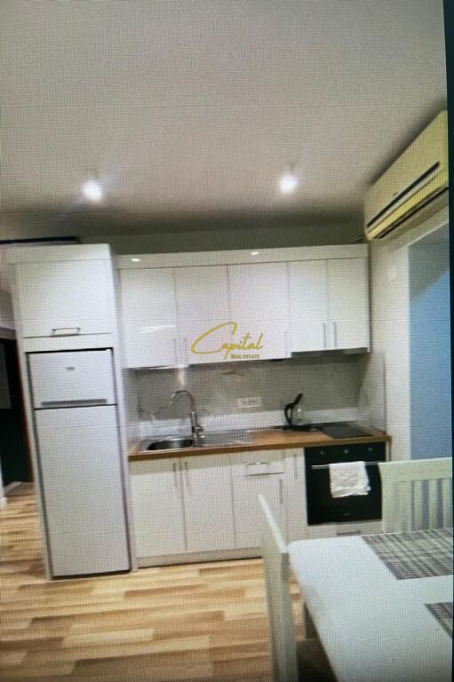 APARTAMENT ME QIRA 1+1 BULEVARDI ZOGU PARE 55.000 LEKE