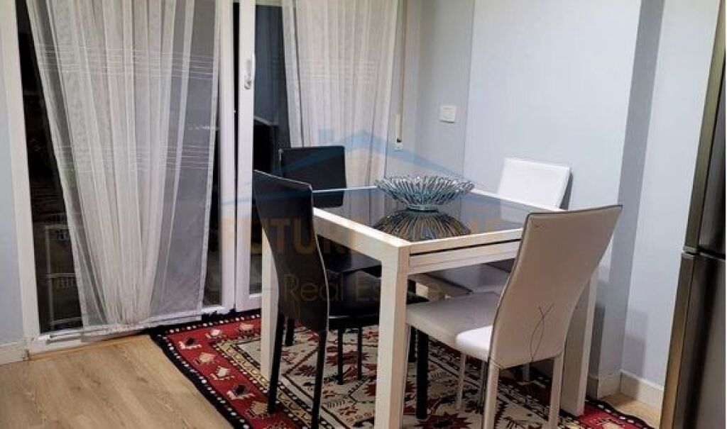 Rent, Apartment 2+1+2, 5 Maji Street, Tirana.