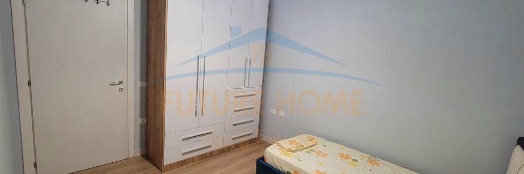 Rent, Apartment 2+1+2, 5 Maji Street, Tirana.