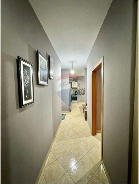 Apartament - Për Shitje - Rruga Loni Ligori, Tiranë