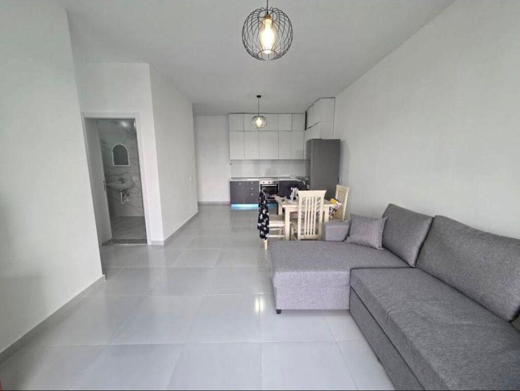 Sale | Apartament 2 + 1 | Rruga 5 Maji | 175000 €