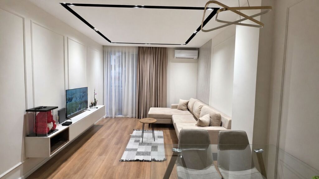 2+1 /Rent / 📍Blloku (petronini)