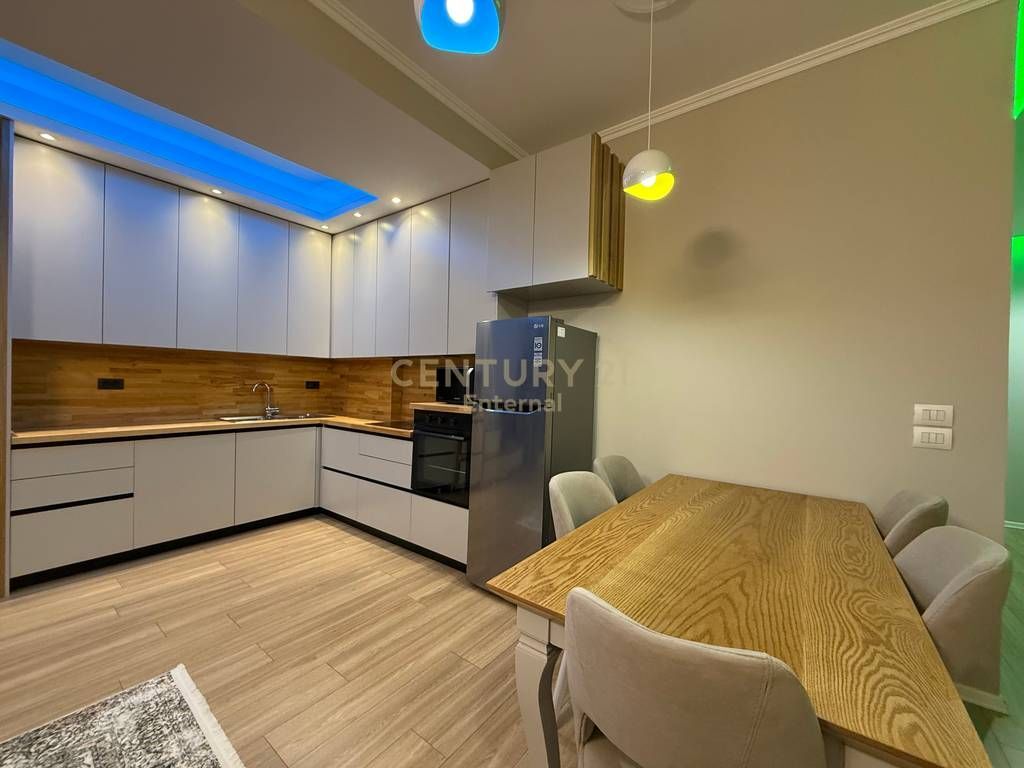 Apartment 2+1+2+post for Rent at New Boulevard