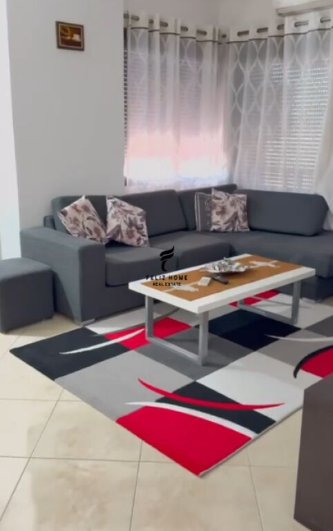 APARTAMENT ME QERA 2+1 YZBERISHT 600 EURO FH-73088