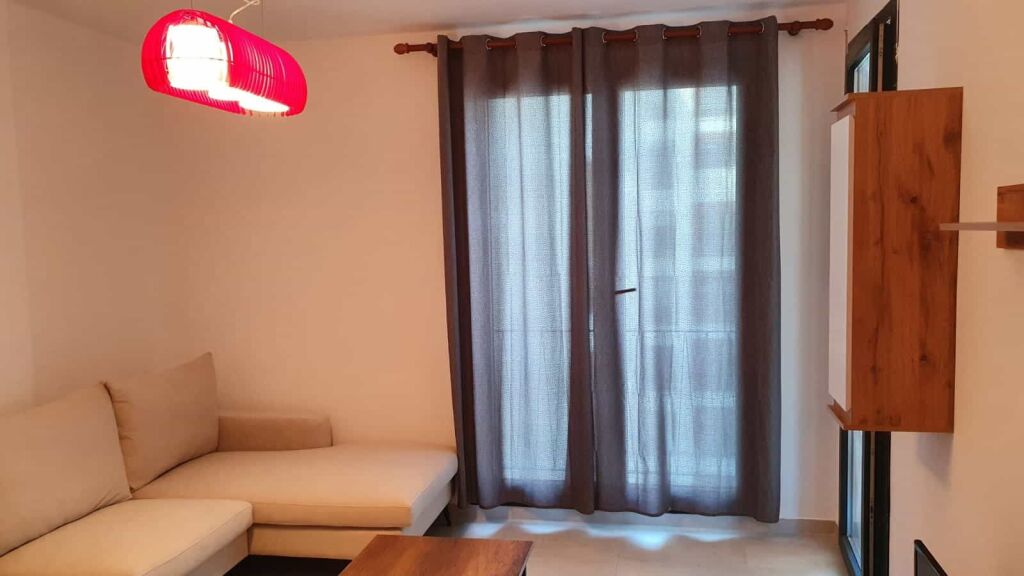 Apartament Me Qera 1+1 Tek Kompleksi Zirkon (ID B2101700) Tirane