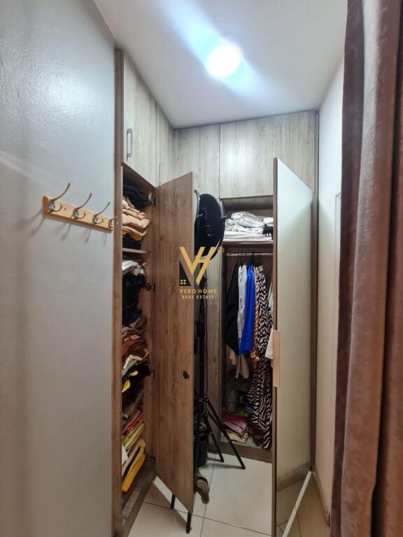 BUSINESS SPACE 33 M2 FOR RENT AT BARDHYL STREET 800 EURO