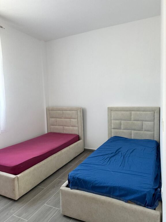 Apartament 2+1+🅿️ne kombinat Cdo gje e re 400€