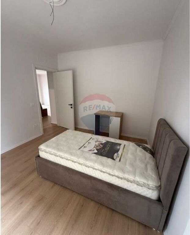 Super apartament 2+1 per shitje Fusha Avaicionit!
