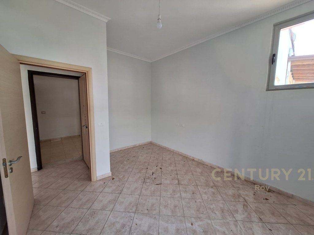 2+1 Apartment with Sea View For Sale in Shkallnur Durrës - 85,000€ | 85 m²