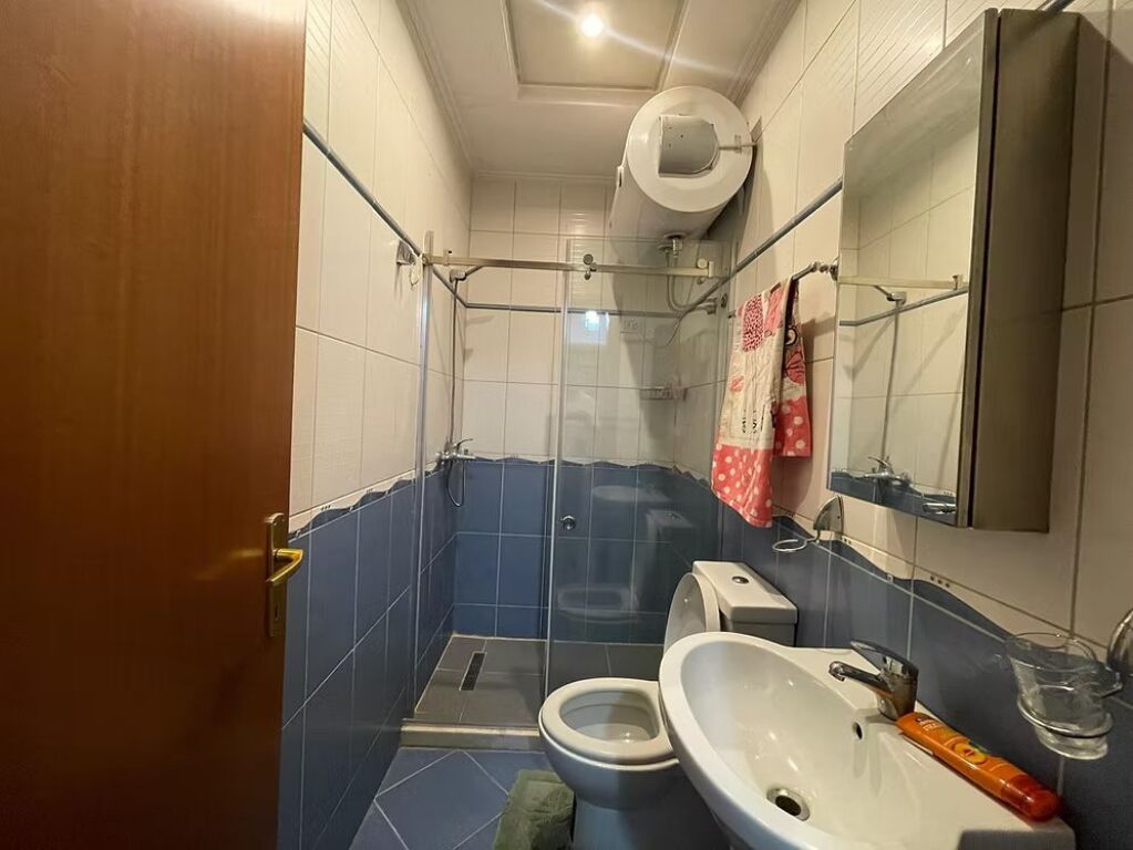 Apartament 2+1 per qira ne Don Bosko prane Vizion Plus.