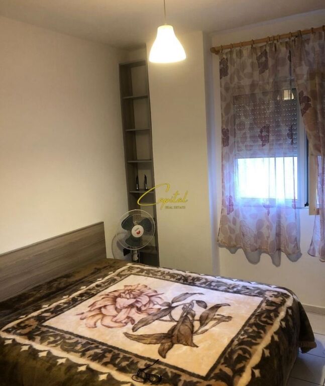 APARTAMENT ME QIRA 1+1 XHAMLLIKU 40.000 LEKE