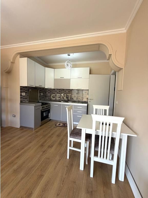 Shitet Apartament 1+1 tek Ish-Rajoni, Durres!