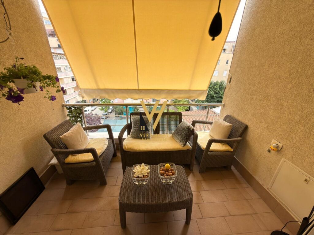 APARTMENT 3+1+2+BLK FOR RENT AT BOTANICAL GARDEN 700 EURO