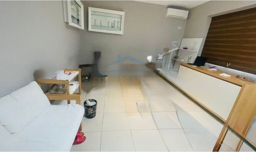 Shitet, Apartament 1+1, Myslym Shyri, Tirane.