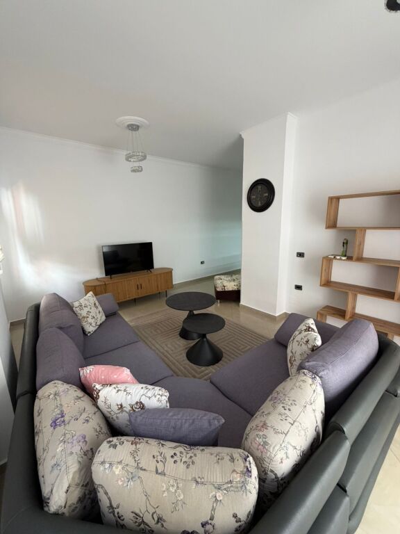 🏡 Apartment 2+1 for rent at Kodra e Diellit, near the Eleonora Kodra Foundation 📍