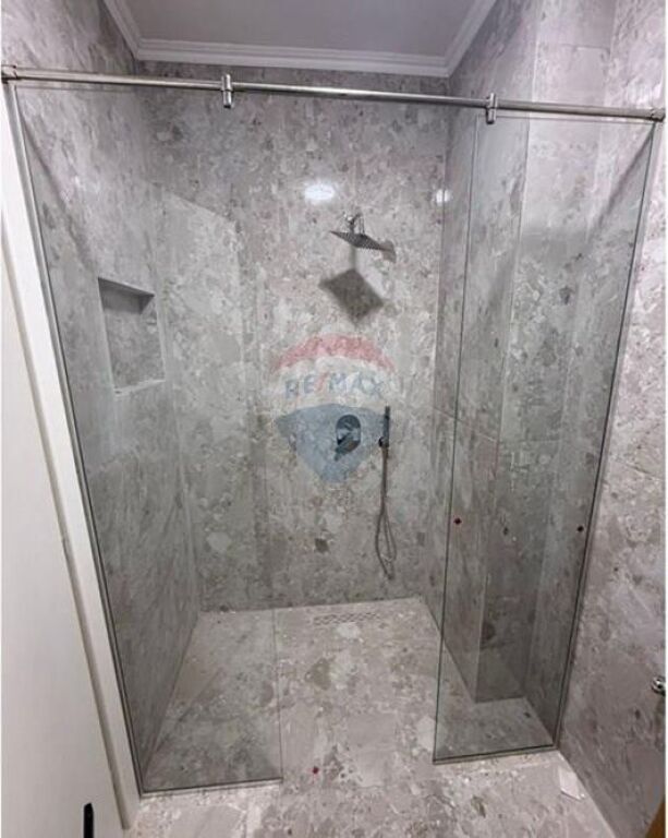 Super apartament 2+1 per shitje Fusha Avaicionit!