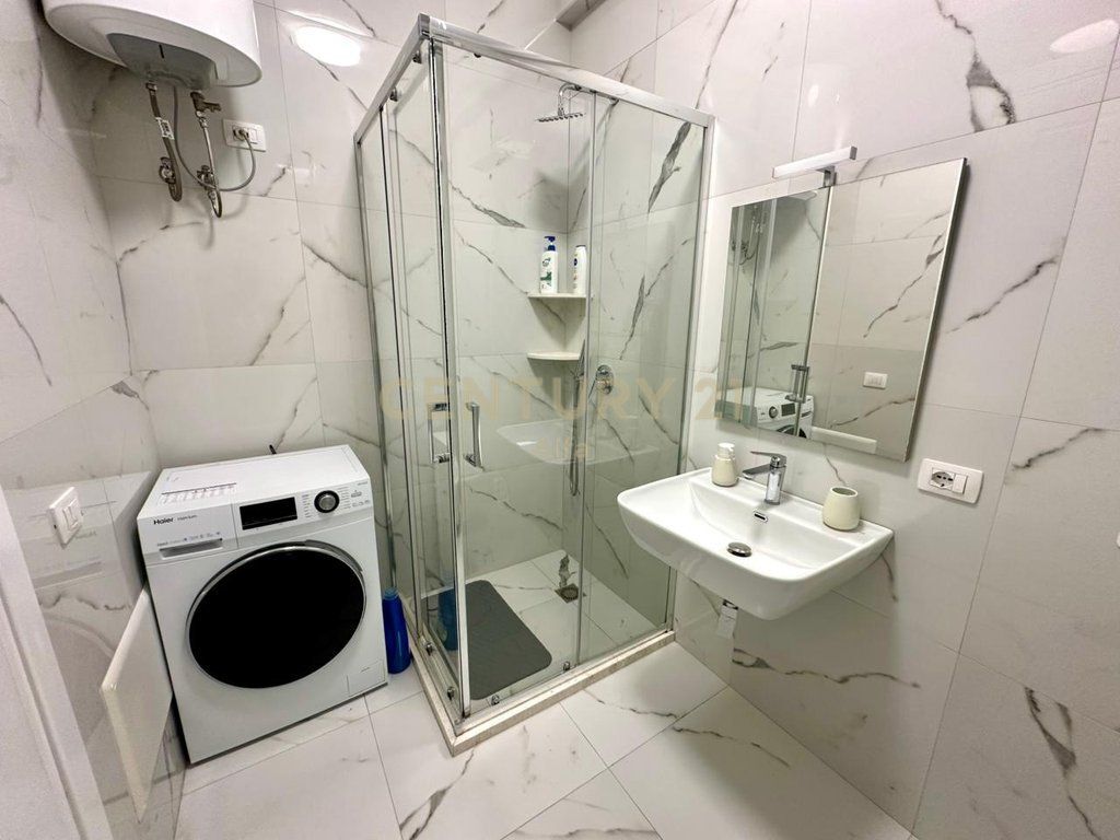 QIRA, APARTAMENT PREMIUM 1+1 TE RRUGA E KOSOVAREVE‼️ 1,000 € /Muaj