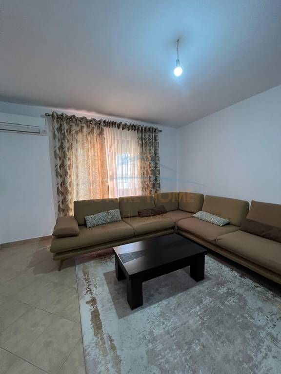 Shitet Apartament 1+1, Unaza e Re