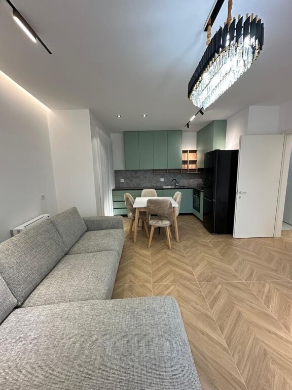 Shiten dy apartament se bashku, Rezidenca Oasis