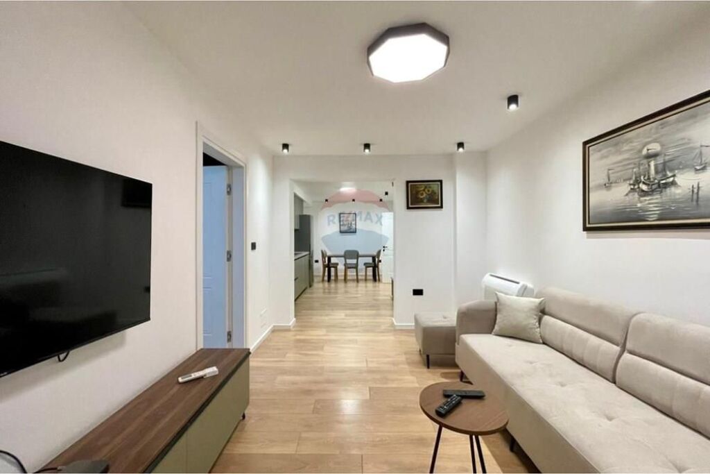 Apartament me qera ne kinostudio