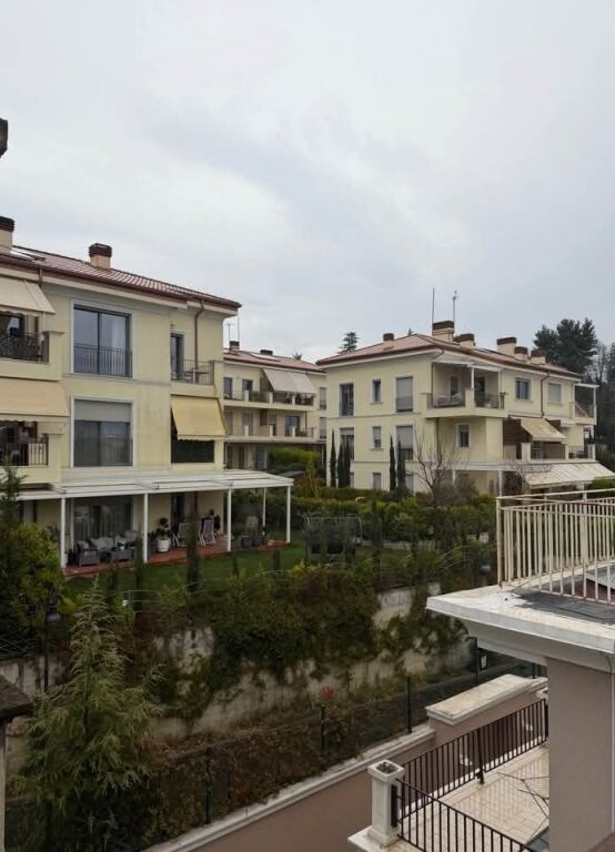 FOR RENT 2+1 3RD FLOOR OF A VILLA + PARKING SPACE - AMERICAN VILLAS, TIRANA