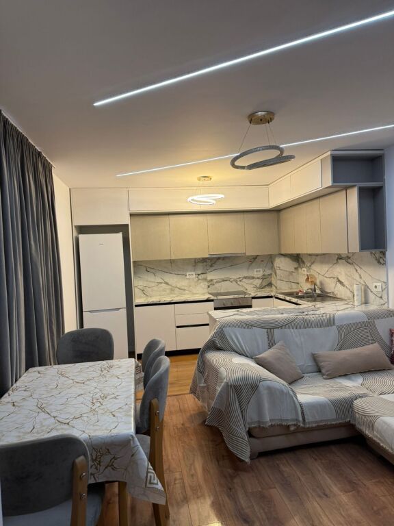 🔥 For rent 2+1+1 balcony 📍Rruga e Kavajes 60,000all