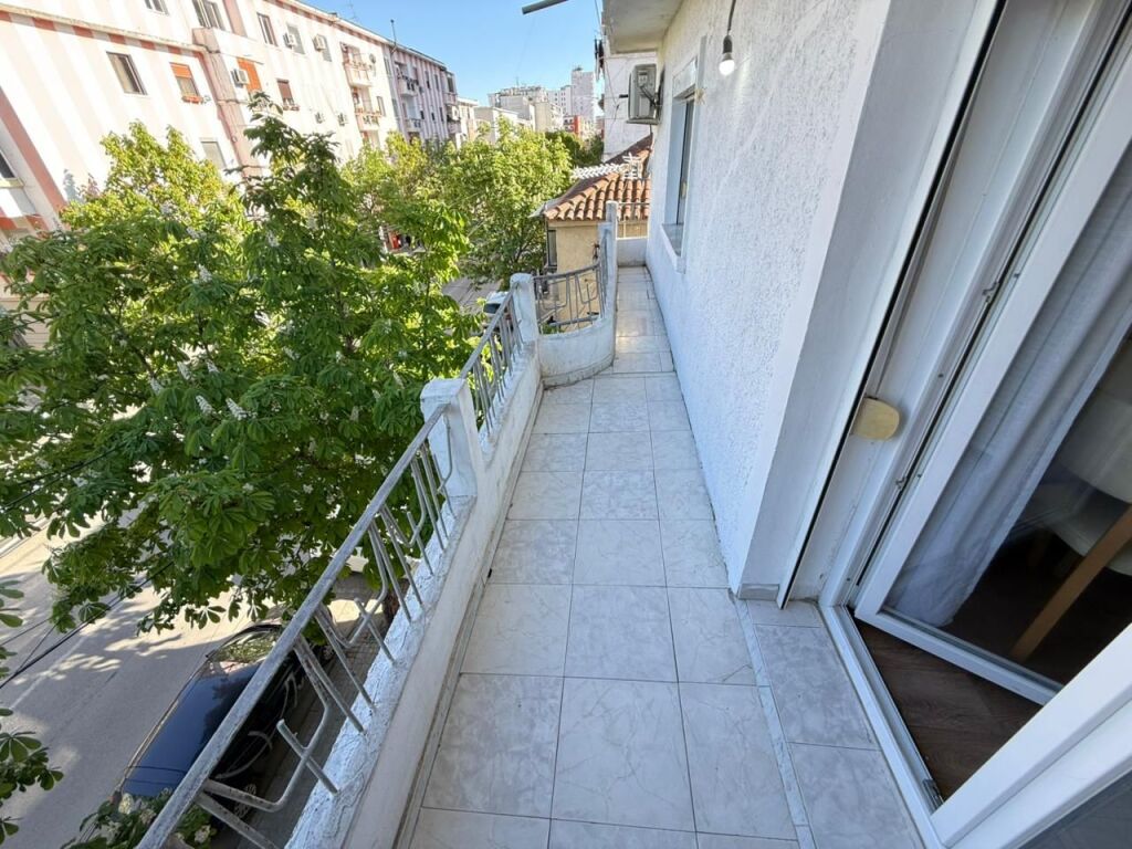 FOR SALE APARTMENT 2+1+2 BATHROOMS NEAR THE CENTER AT THE DURRES MUSEUM