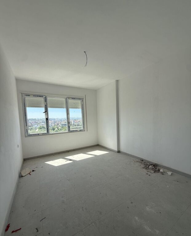 Apartament Okazion 2+1+2 në Kamëz