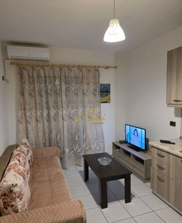 APARTAMENT ME QIRA 1+1 XHAMLLIKU 40.000 LEKE