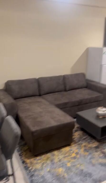 Apartament me qera 1+1