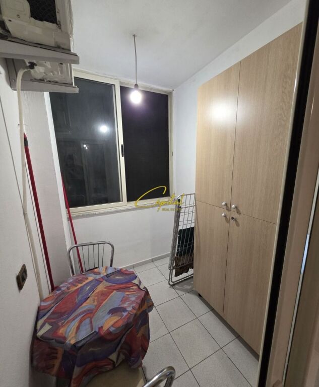 APARTAMENT ME QIRA 1+1 XHAMLLIKU 40.000 LEKE