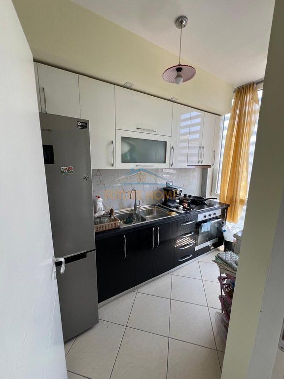 Qera, Apartament 1+1, Porcelan, Tiranë.