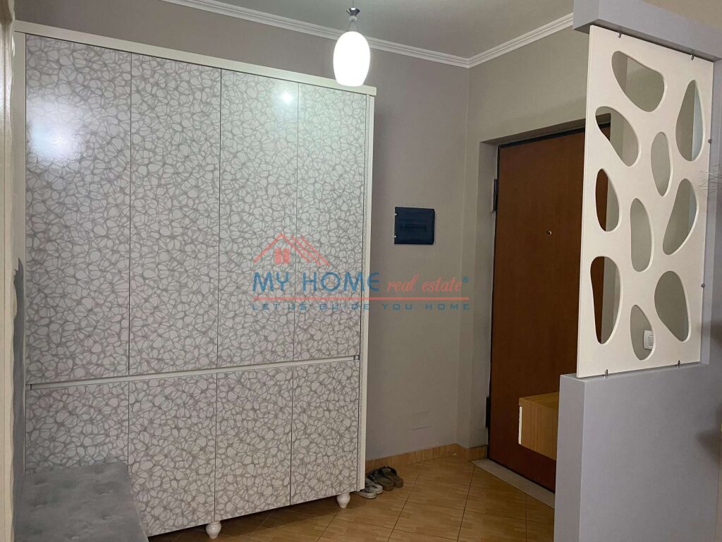 Appartamento 2+1 in affitto Palazzo con Freccia