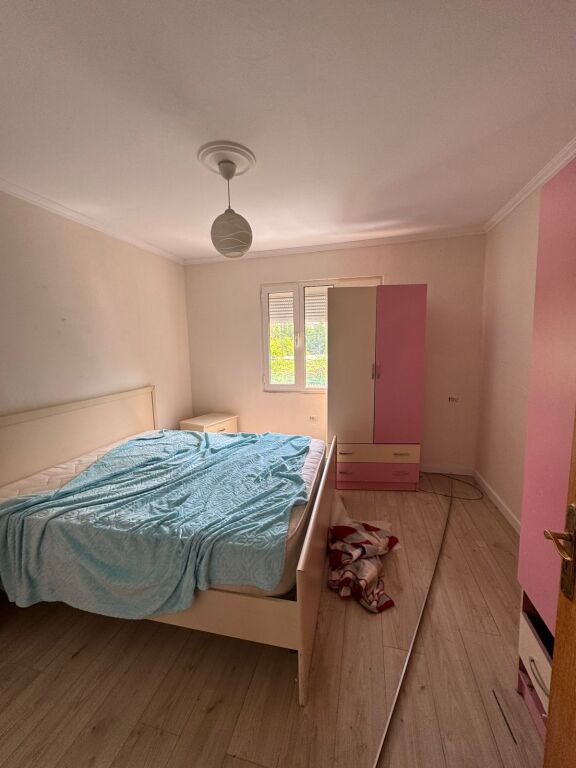 🏡 Shitet Apartament 1+1 – Irfan Tomini, Vasil Shanto