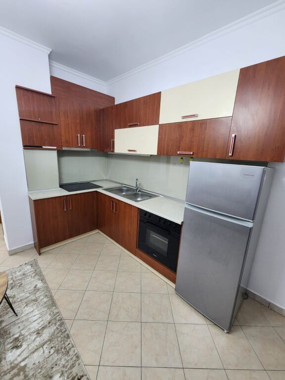 Shitet Apartament 1+1, Plazh Hekurudha,Durrës