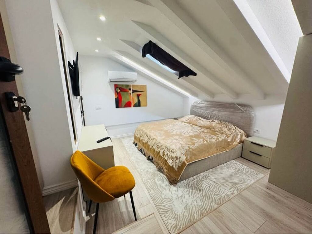 JEPET ME QIRA DUPLEX 1+1+2WC+ballkon - Rr. e Dibres, Tirane