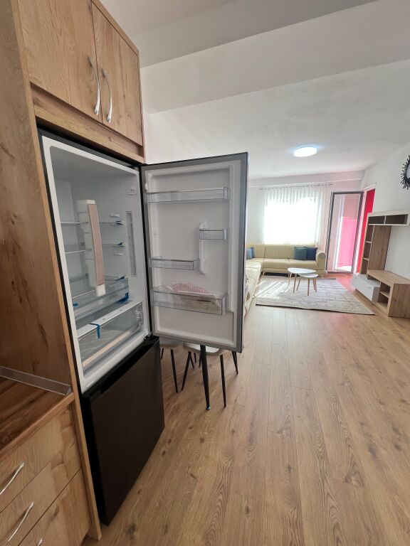 Apartament 1+1+ballkon me qera Paskuqan 400€