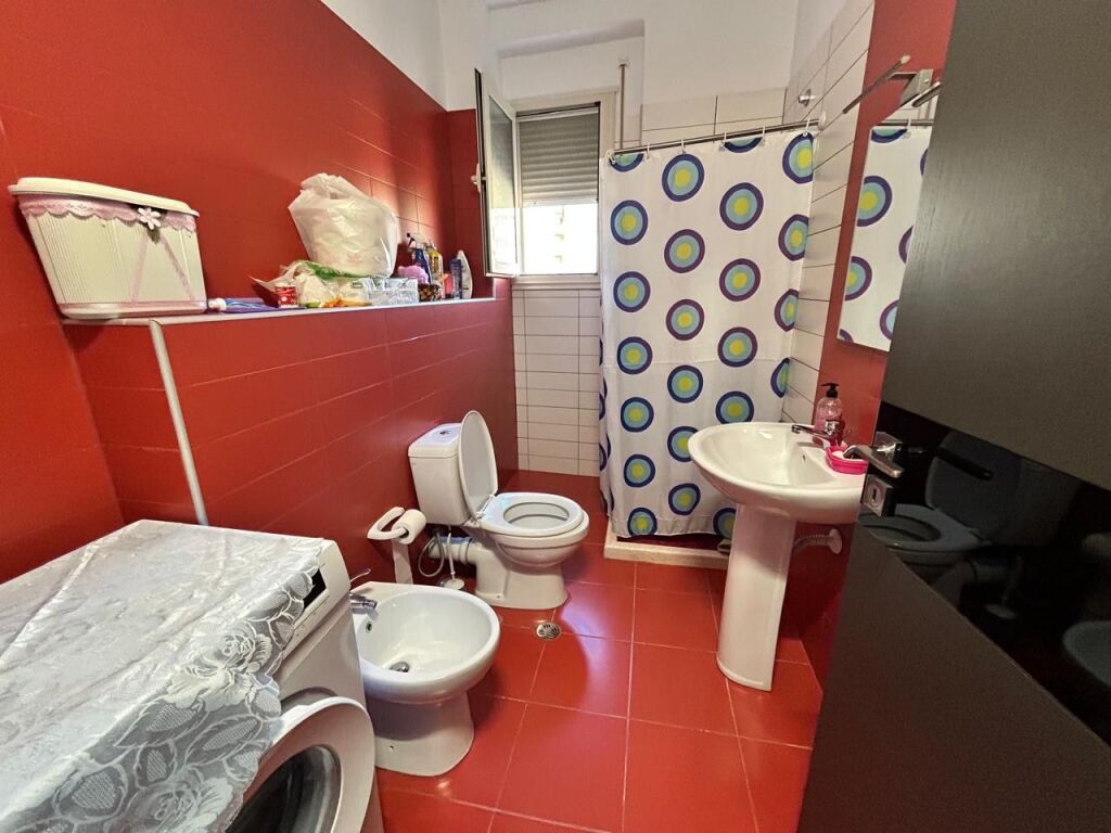 Apartment with garage for long term rent in Lungomare Vlore