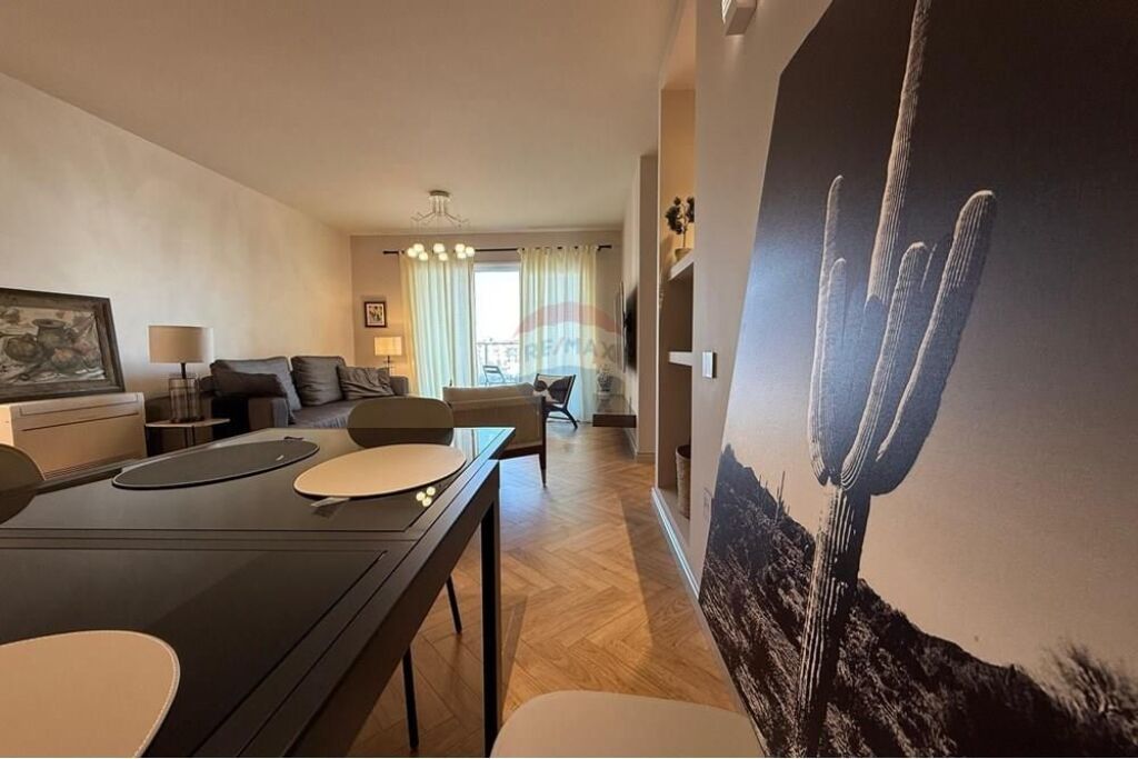 Luxury 2+1 apartment for sale on Elbasan Street near the American Embassy!