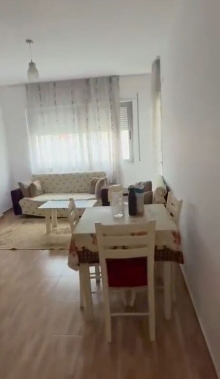 Apartament me qera 1+1
