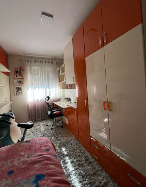 ✅ Apartment 2+1 for Rent – Irfan Tomini Street